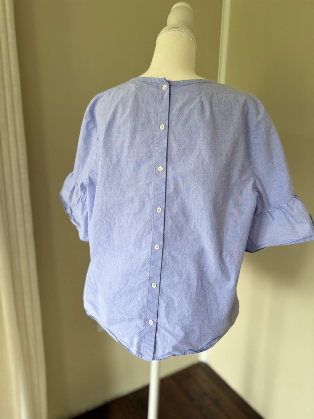 J. Crew Lavender Button-back bell-sleeve top Ruffle Sleeve Blouse 100% cotton 16 - Picture 3 of 6